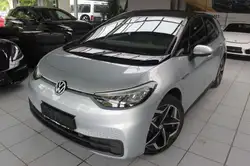 Volkswagen ID.3 Pro S/KAME/5SITZ/19"/STZHZ/PDC/NAVIPRO/ACC