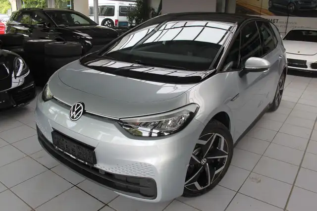 Volkswagen ID.3 Pro S/KAME/5SITZ/19"/STZHZ/PDC/NAVIPRO/ACC