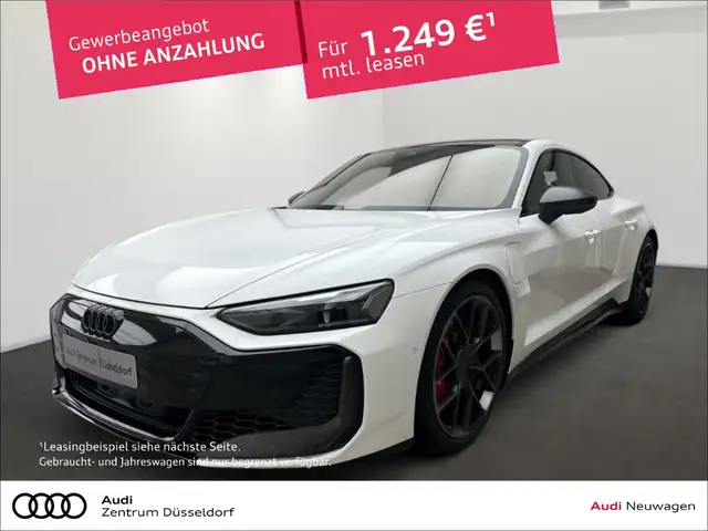 Audi e-tron performance Pano Carbon Camouflage HUD RS-Designpa