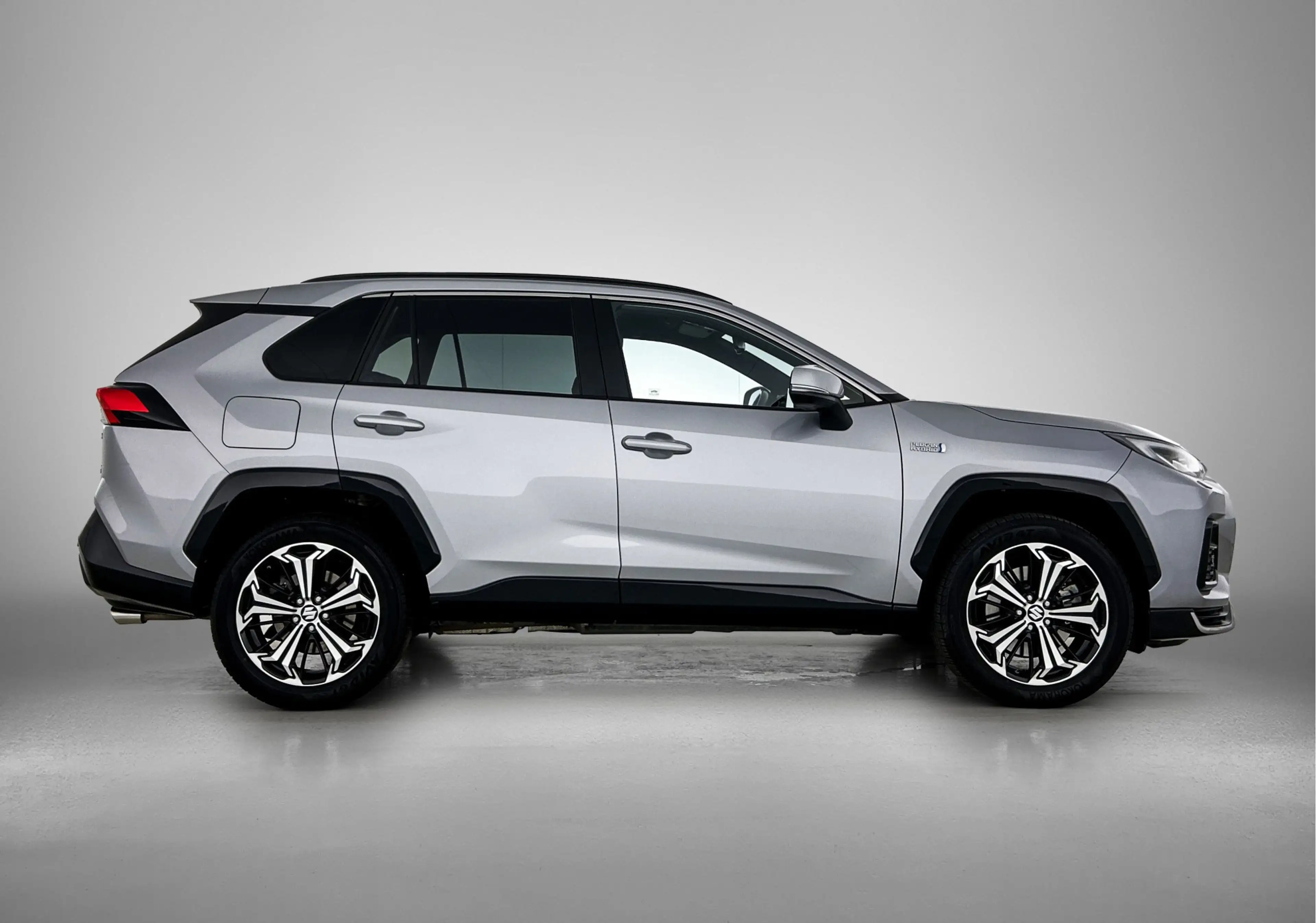 Suzuki Across 2.5 Plug-in Hybrid Style | 1500 KG trekgewicht | D — photo 14