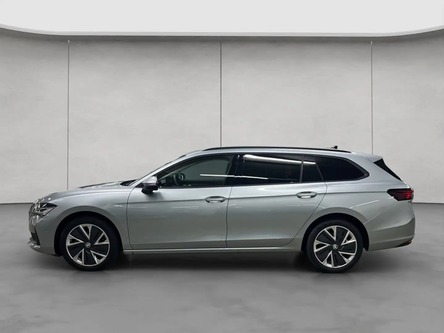 Skoda Superb Combi 1.5 TSI mHEV DSG Selection Silber - 2