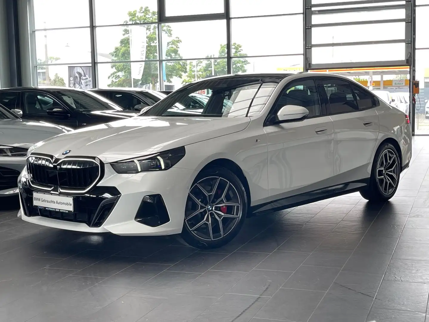 BMW 520 d M Sport Pro K.Zg/HUD/Pano/A-LED/360°Kam/H-K Weiß - 2