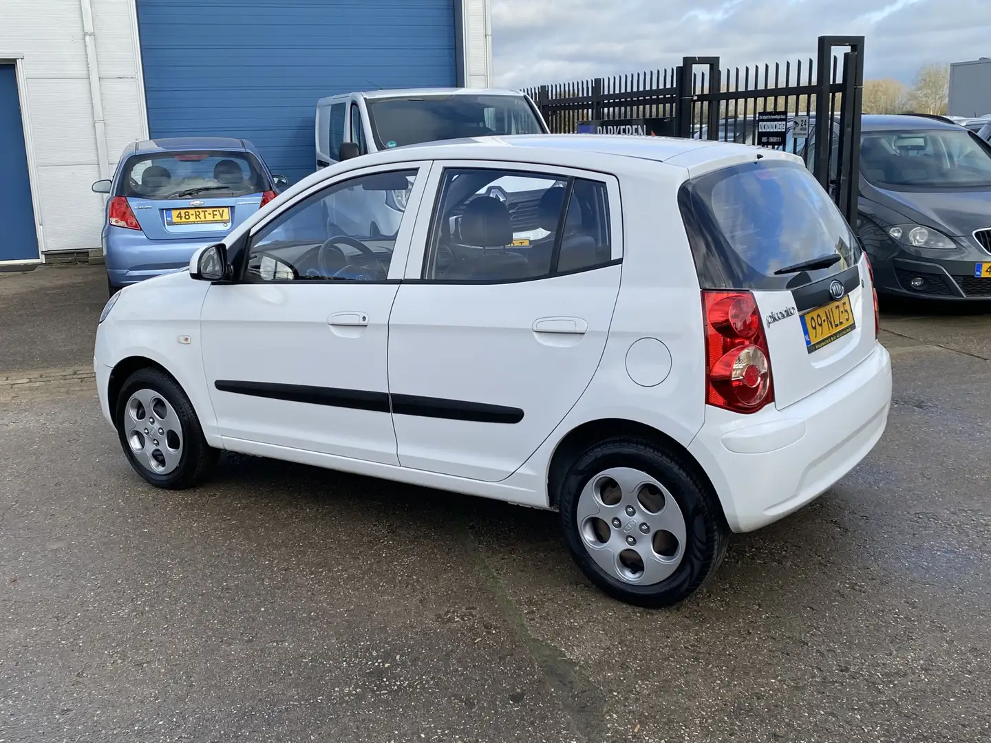 Kia Picanto 1.0 X-pect 5-DEURS, APK TOT 03-11-26, LEDER-/STOF Blanc - 2