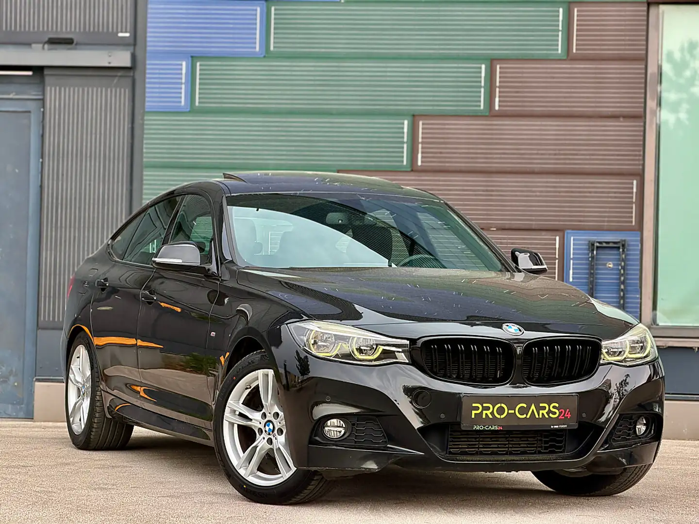 BMW 318 d Gran Turismo M Sport // Panorama // Leder // ... Schwarz - 1