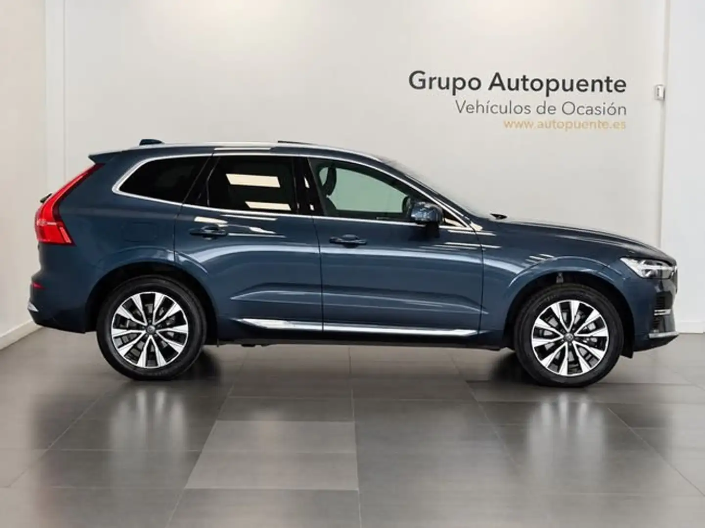 Volvo XC60 T6 Recharge Inscription Azul - 2