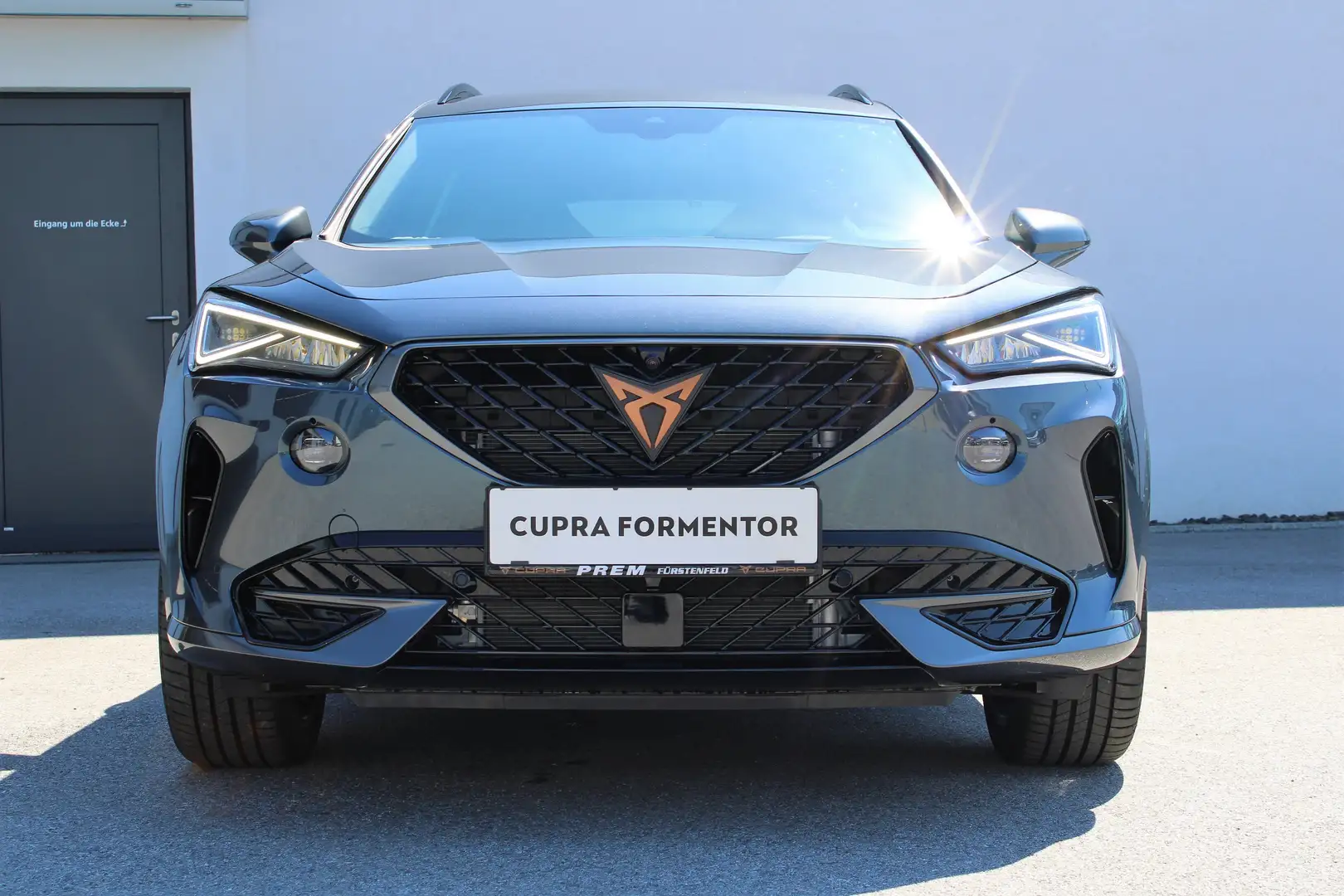 CUPRA Formentor VZ e-Hybrid "PHEV" 245 DSG mit MEGAAUSSTATTUNG! Grau - 1