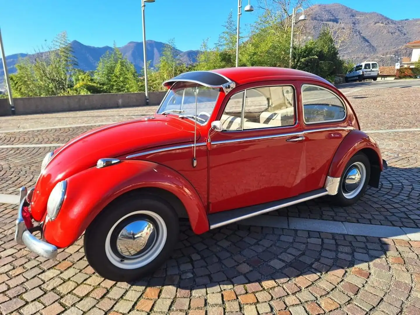 Volkswagen Maggiolino 11 D2 Rouge - 1