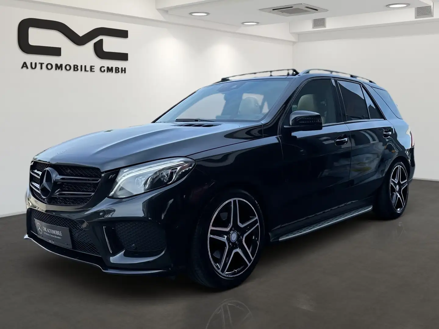 Mercedes-Benz GLE 350 4Matic AMG-Line AHK/360°/LUFT/PANO/AK/SH Schwarz - 1