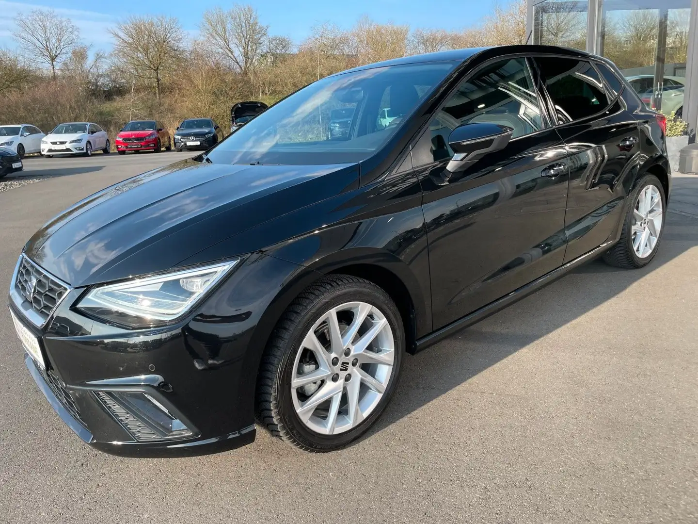 SEAT Ibiza 1,0 TSi FR Schalter Virtual Navi LED PDC Schwarz - 1