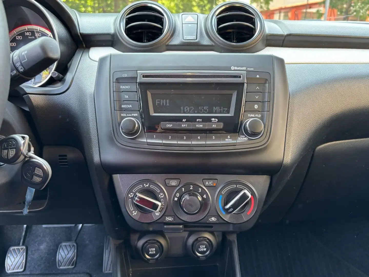 Suzuki Swift 1.2i Hybrid Bleu - 2