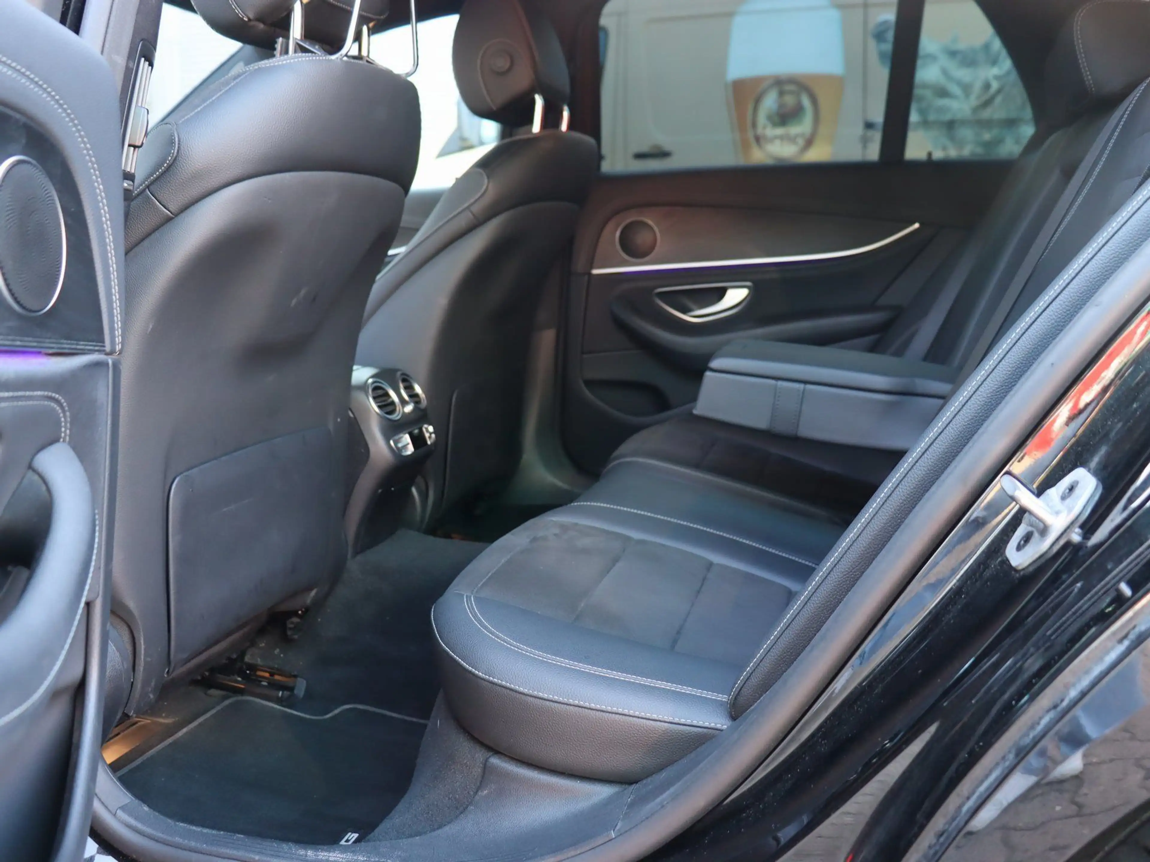 Mercedes-Benz E 400 T d AMG Line 4M Distronic / 360° / GSD... — photo 12