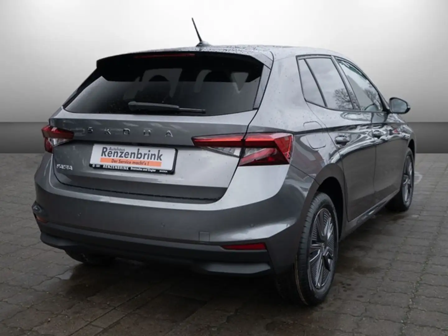 Skoda Fabia 1.0 TSI Tour DSG NAVI*LED*ACC Grau - 2