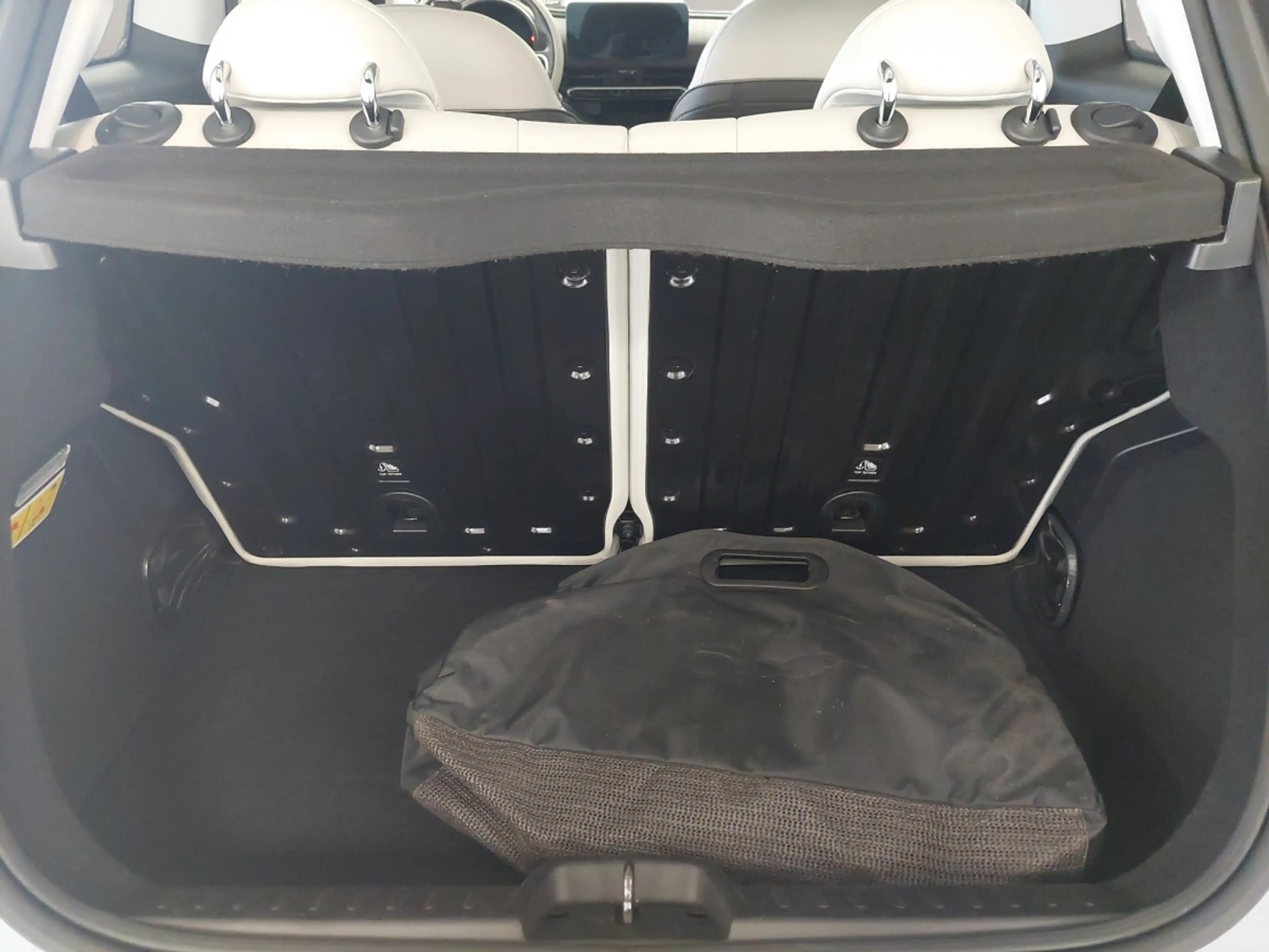 Fiat 500e La Prima 42kWh — photo 11
