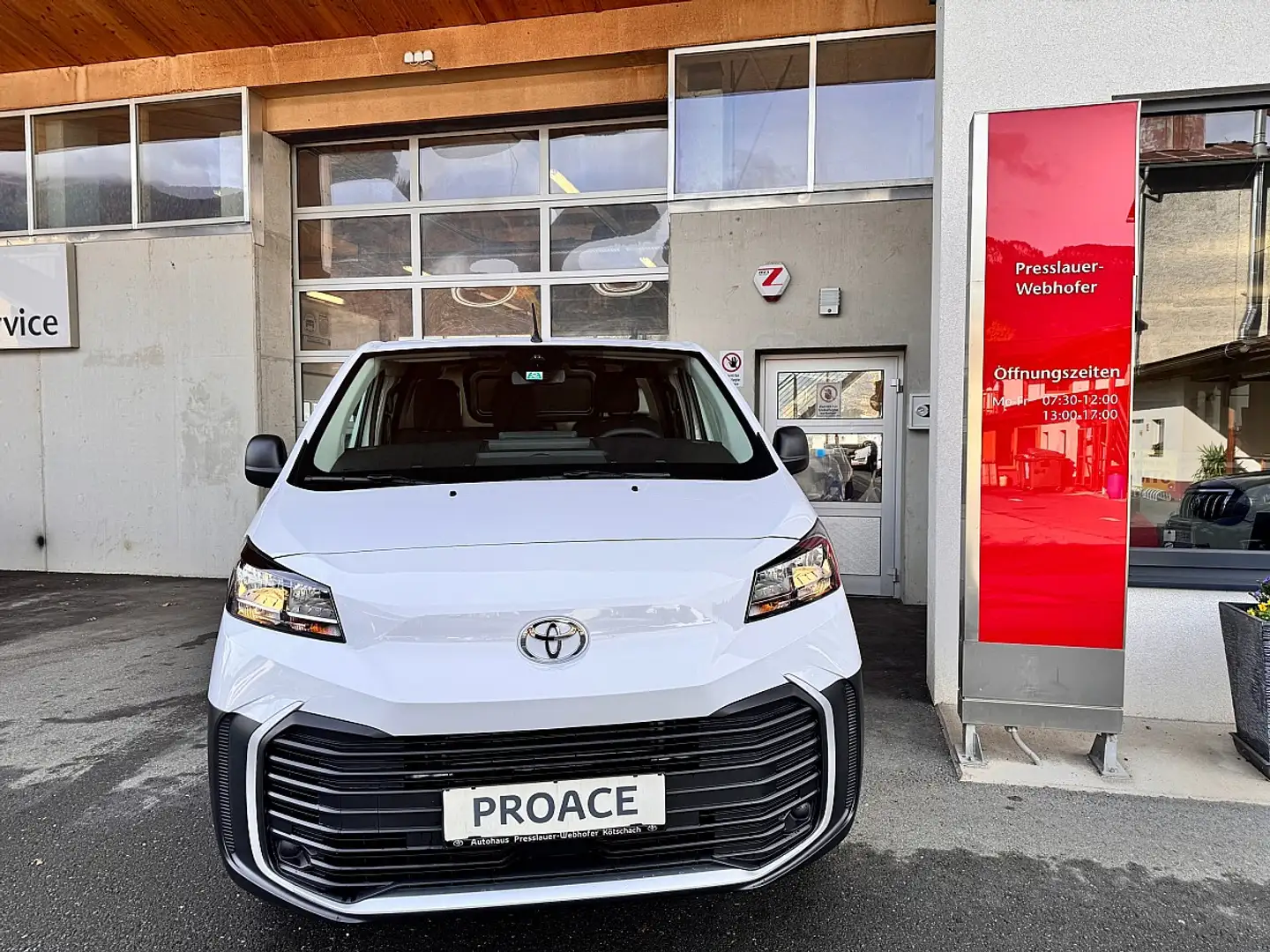 Toyota Proace Pro Ace 1,5 D-4D 120 L1 Duty Wit - 2