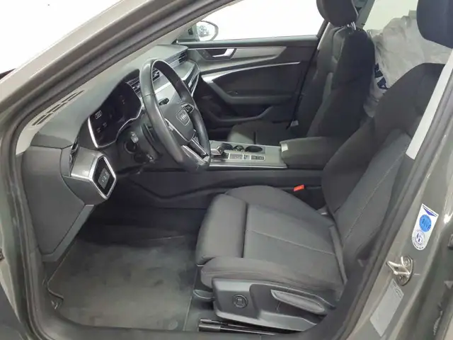 Audi A6 view 3