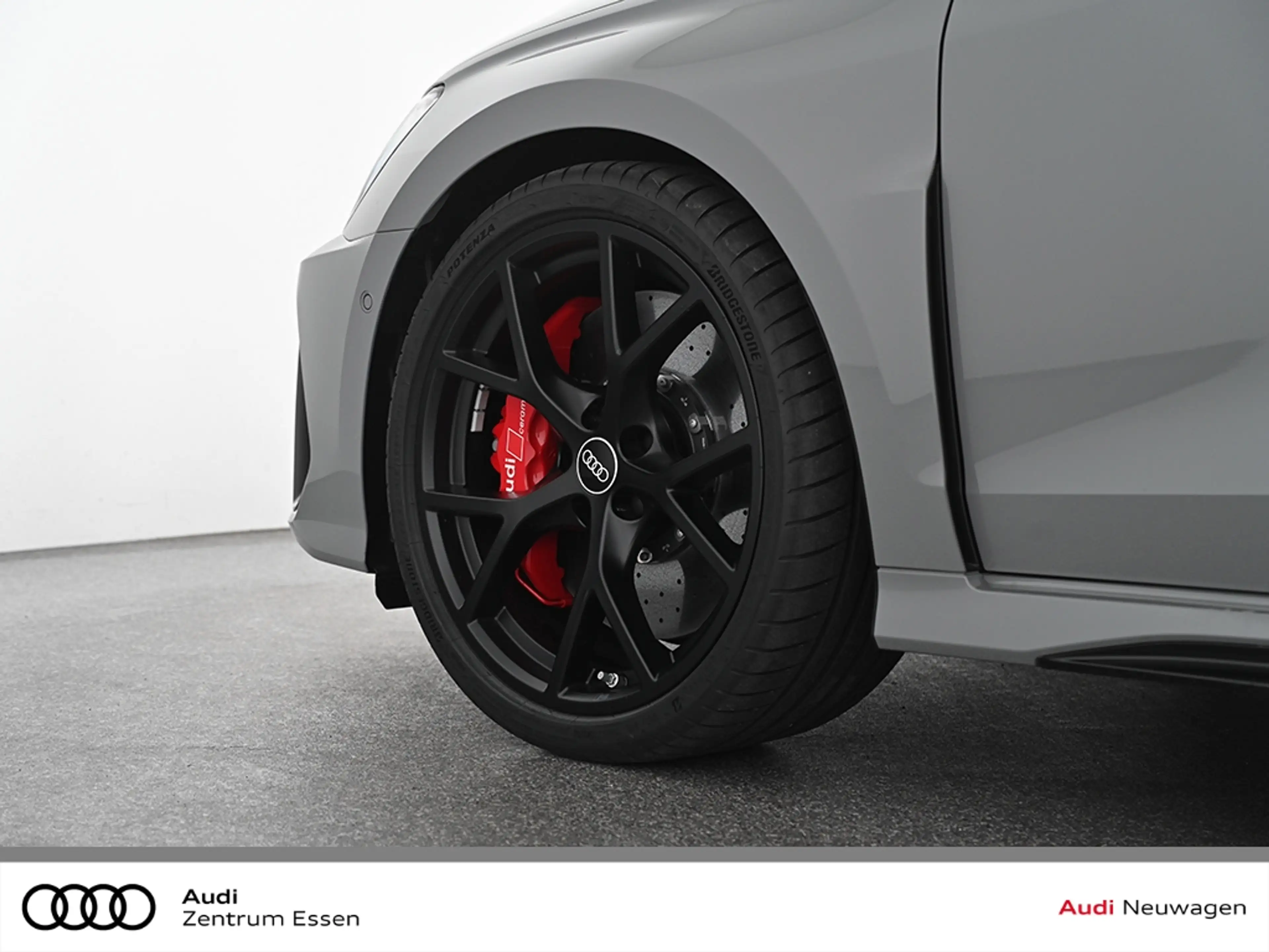 Audi RS3 SPORTBACK MATRIX LED NAVI PANO SONOS — photo 6