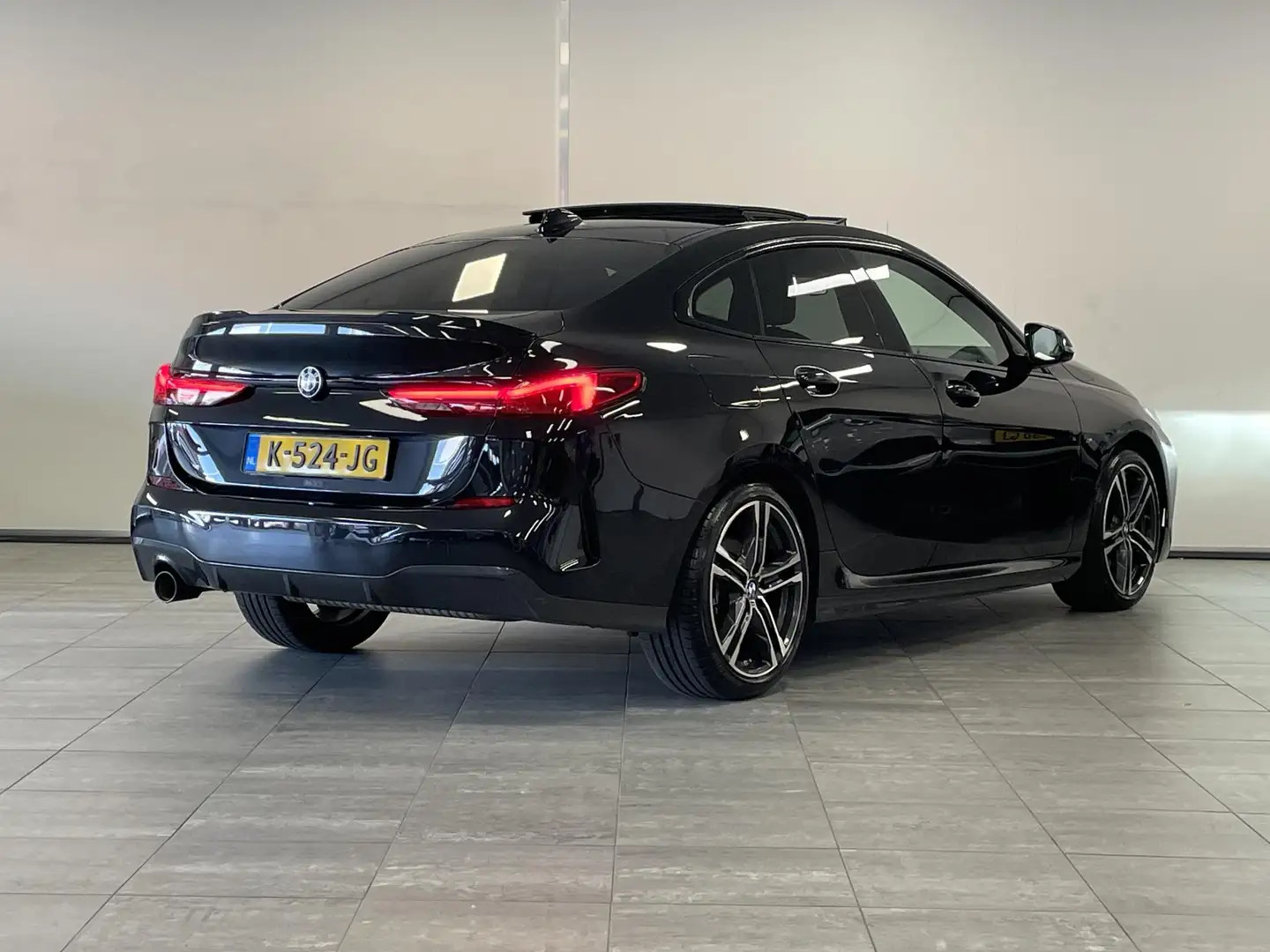 BMW 218 2-serie Gran Coupé 218i M-sport | 1e-EIG. | PANO | Zwart - 2