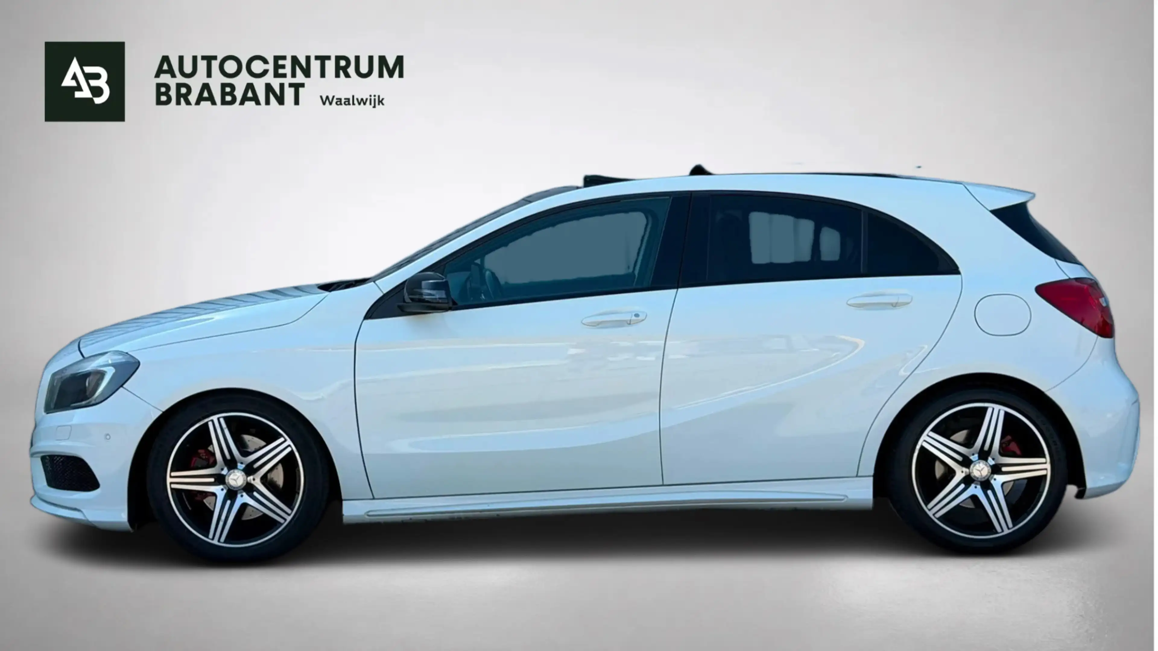 Mercedes-Benz A 250 4MATIC AMG | 210PK | PANO | MEM SEATS | STOELVERW — photo 3