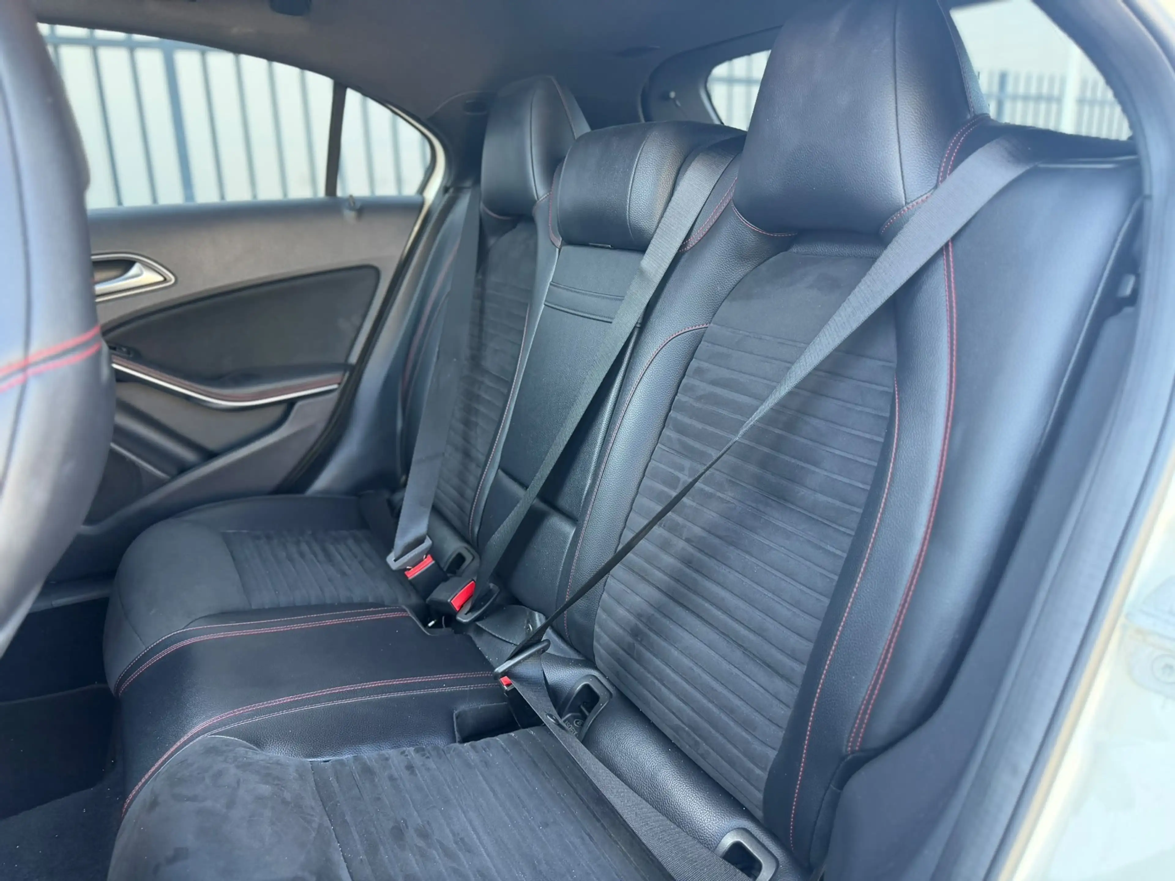 Mercedes-Benz A 250 4MATIC AMG | 210PK | PANO | MEM SEATS | STOELVERW — photo 20
