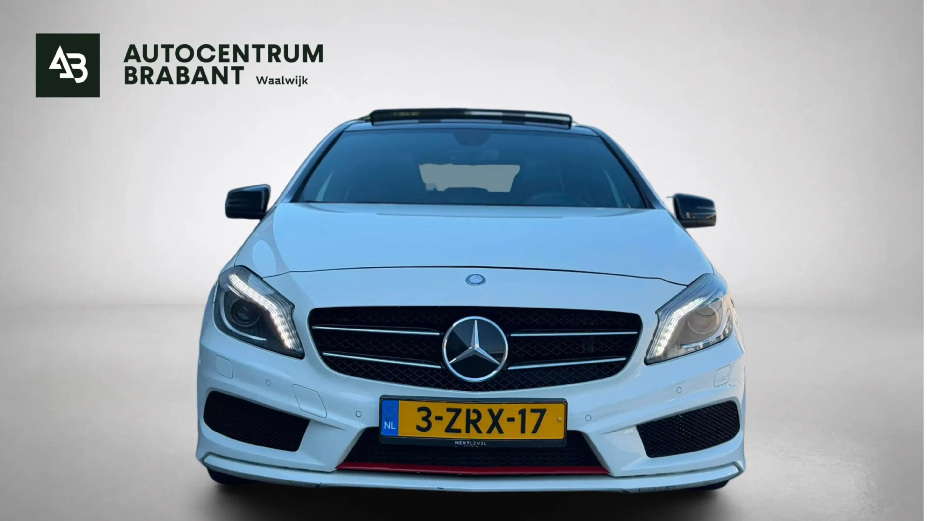 Mercedes-Benz A 250 4MATIC AMG | 210PK | PANO | MEM SEATS | STOELVERW — photo 11