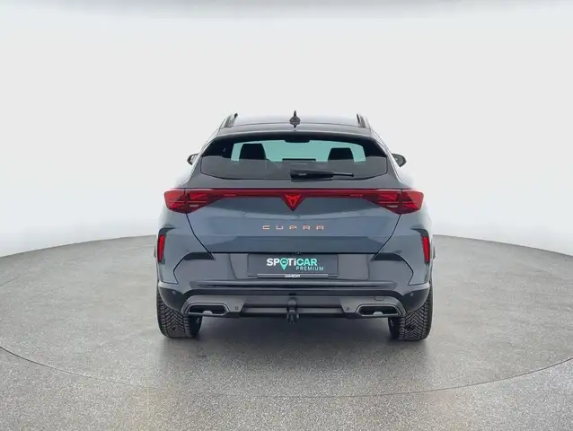 Cupra Formentor view 4
