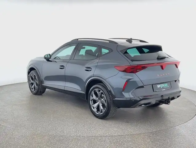 Cupra Formentor view 5