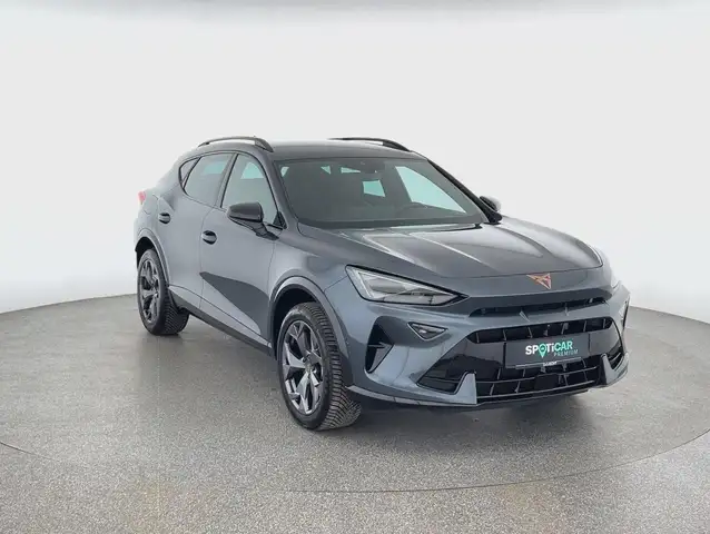 Cupra Formentor view 3