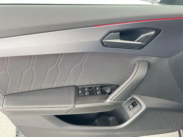 Cupra Formentor view 10