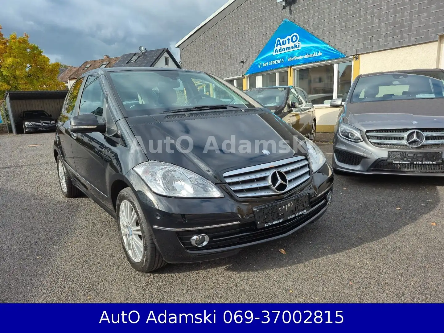 Mercedes-Benz A 180 Autotronic Elegance 1.Hand P-Assist 74tkm Noir - 1