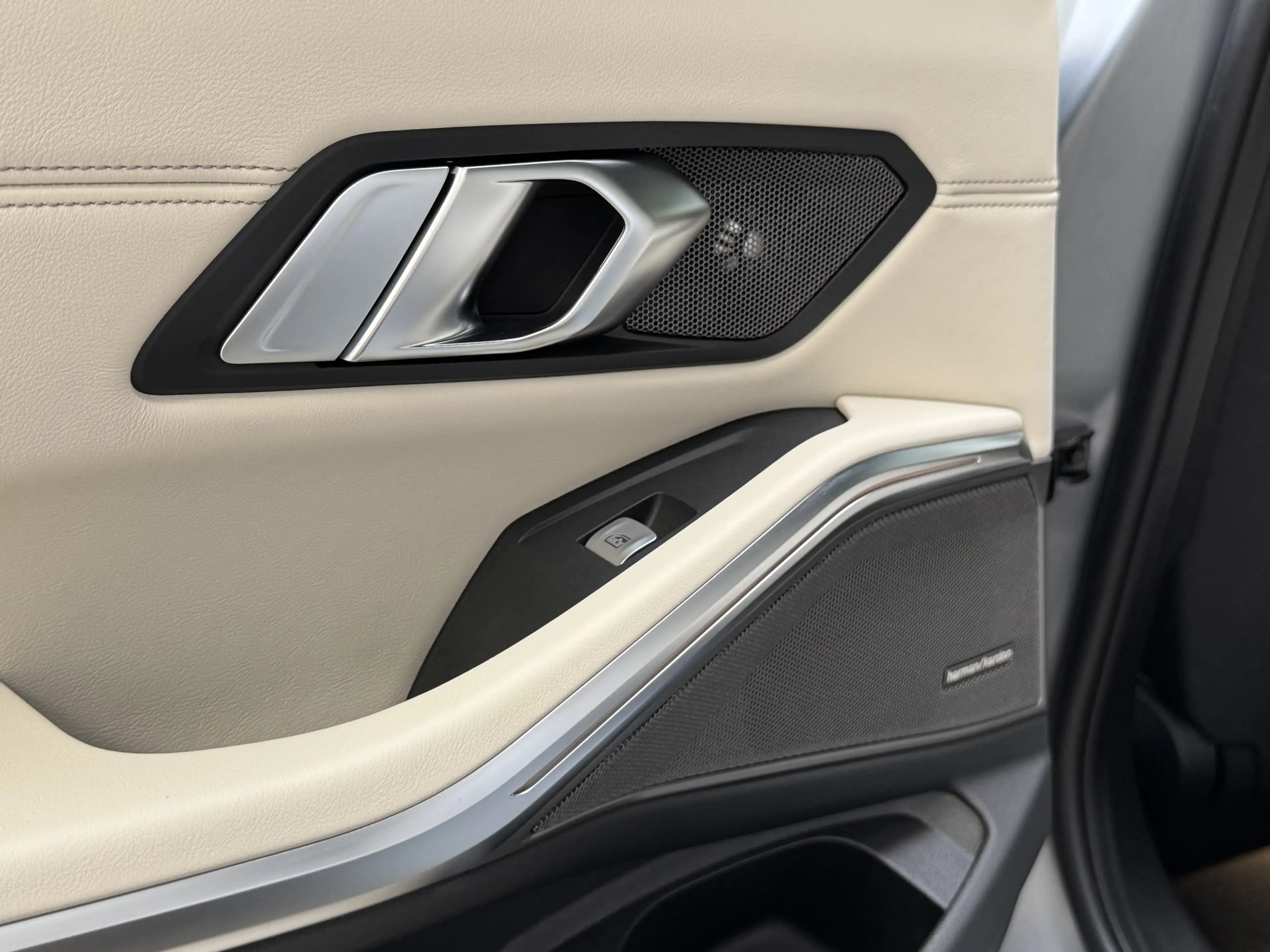 BMW M3 xDrive Competition Sitzlüft CarbonExt. ACC — photo 20