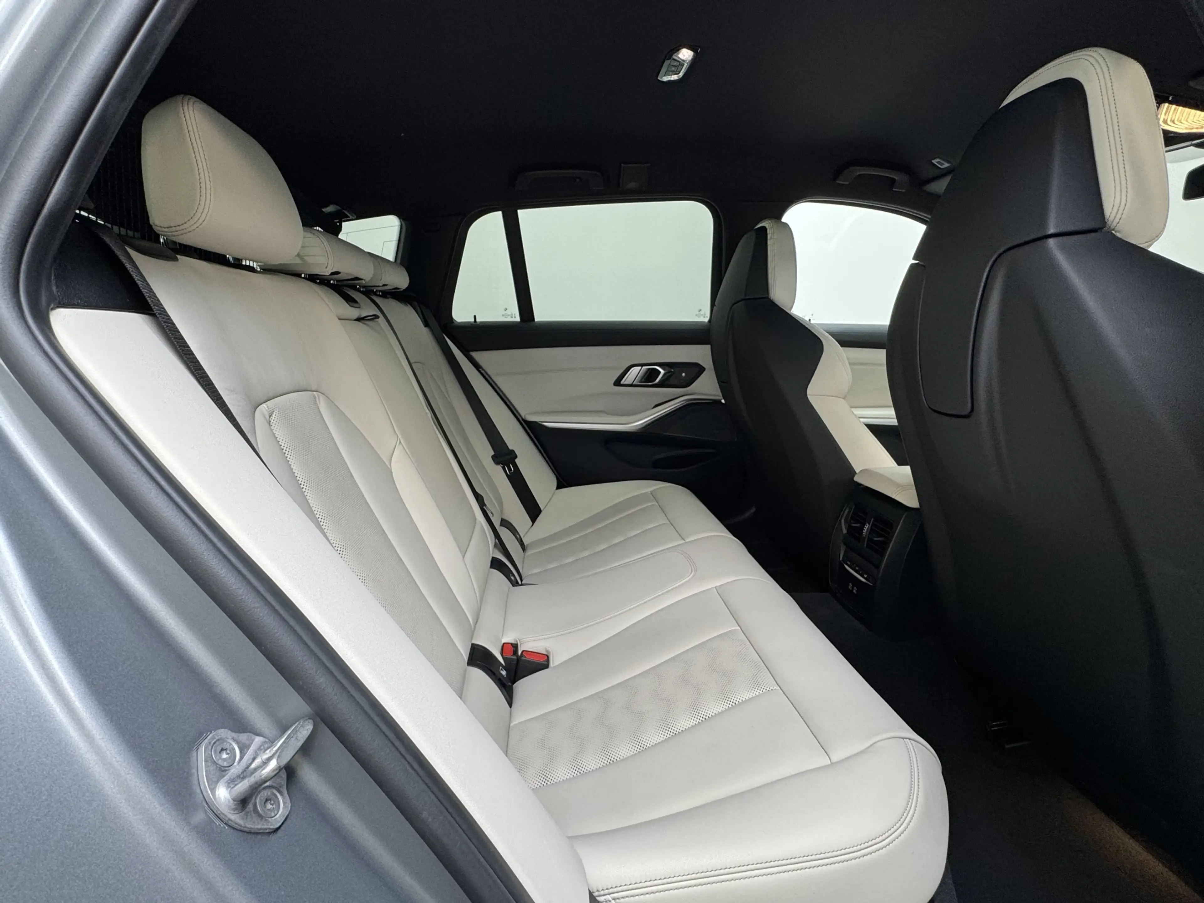 BMW M3 xDrive Competition Sitzlüft CarbonExt. ACC — photo 29