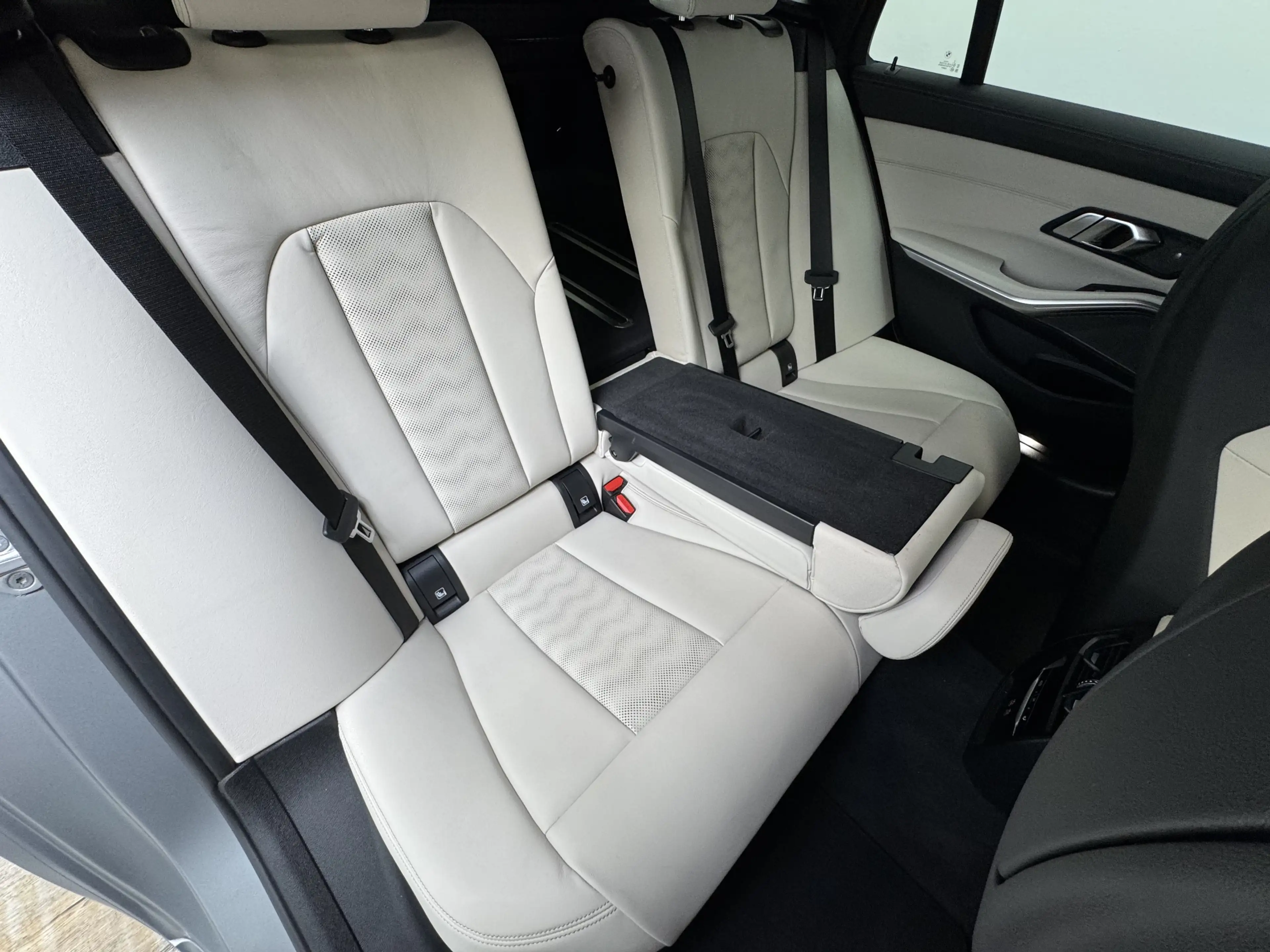BMW M3 xDrive Competition Sitzlüft CarbonExt. ACC — photo 25