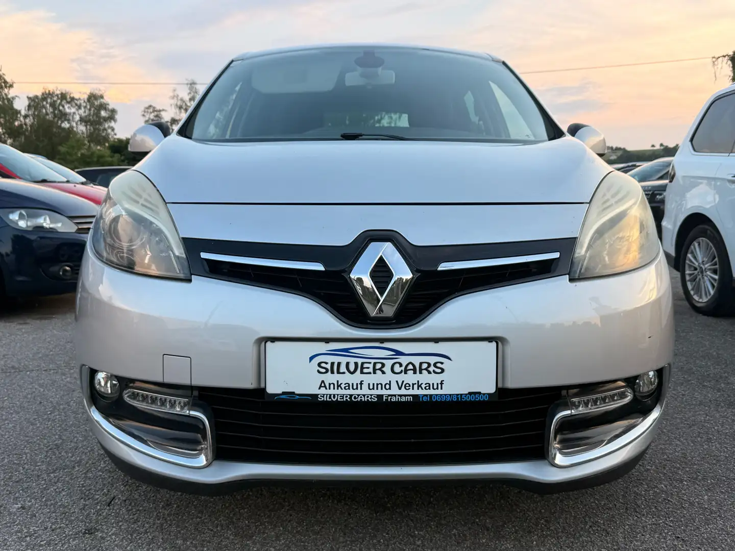 Renault Scenic Grau - 1