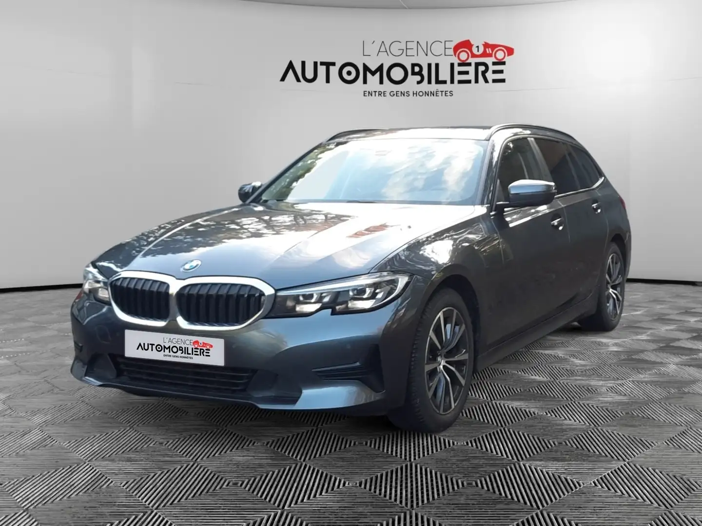BMW 318 Touring 318iA Business Pack *TVA*/Garantie 12 Mois Gris - 1