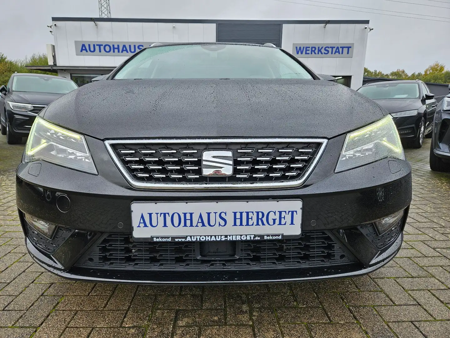 SEAT Leon ST 1.4 TSI Xcellence Schwarz - 2