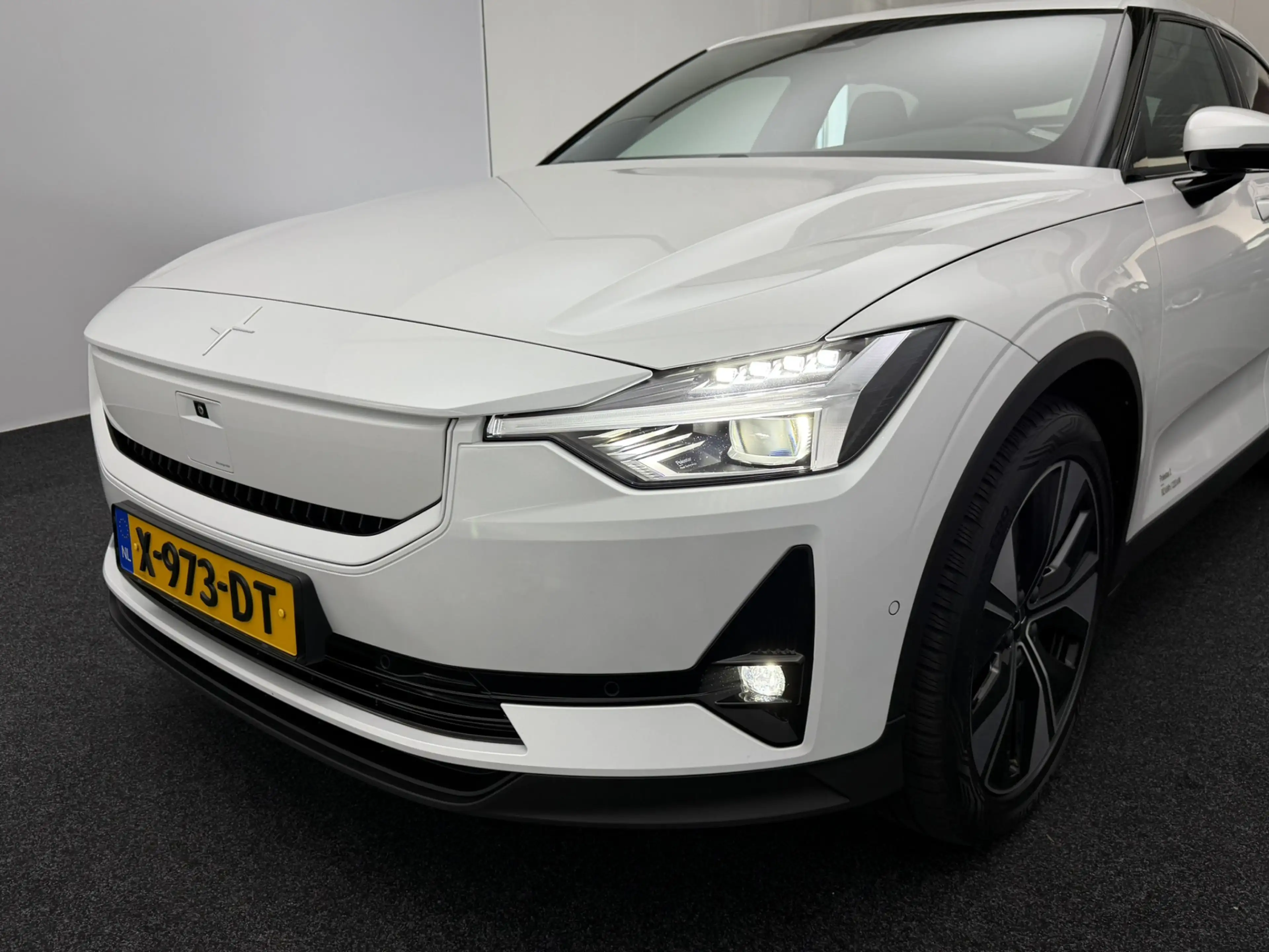 Polestar 2 Long Range Single Motor 82 kWh SOH 96,9% | Pilot P — photo 2