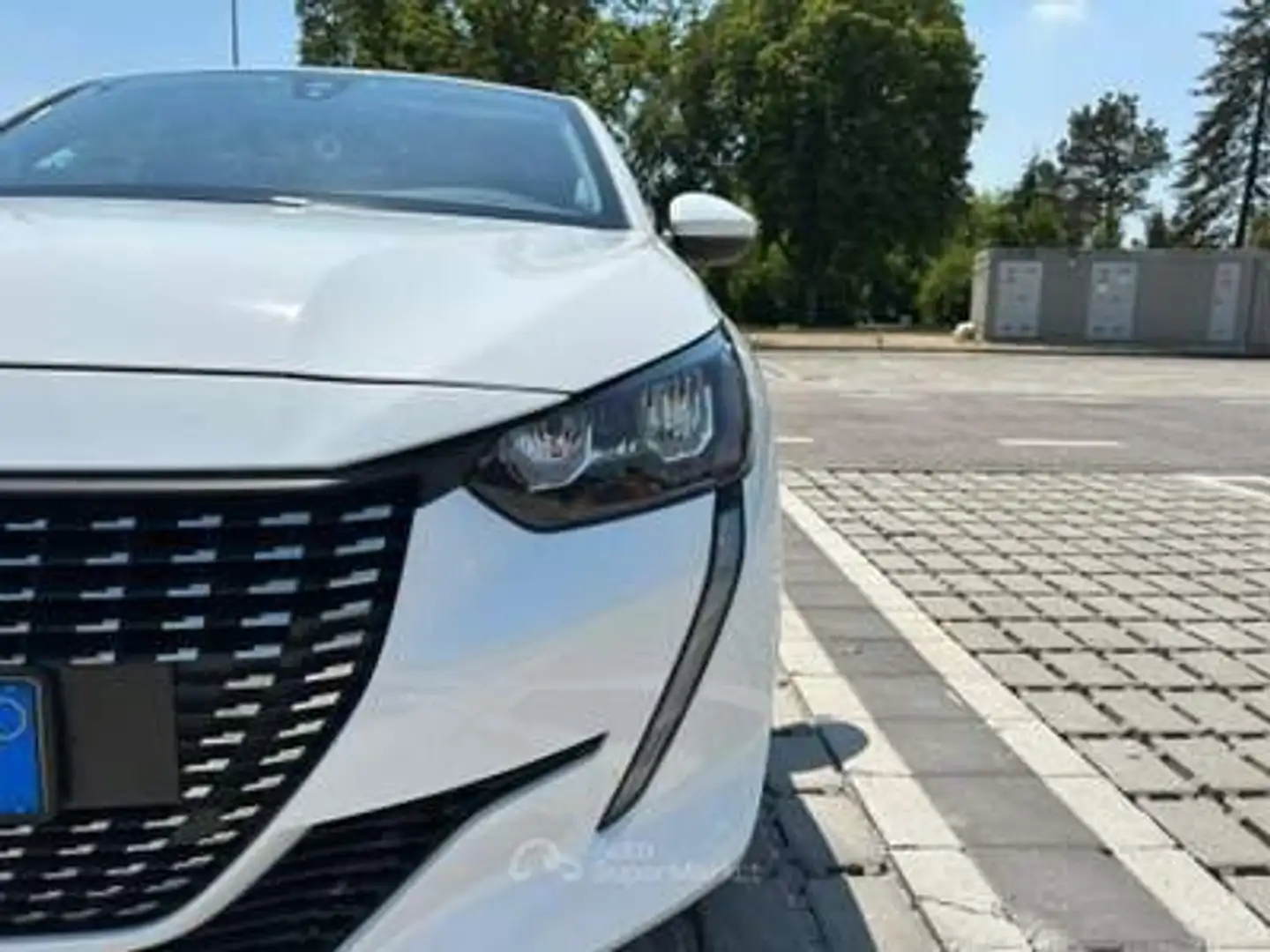 Peugeot 208 208 1.2 puretech Allure Pack s Blanc - 2