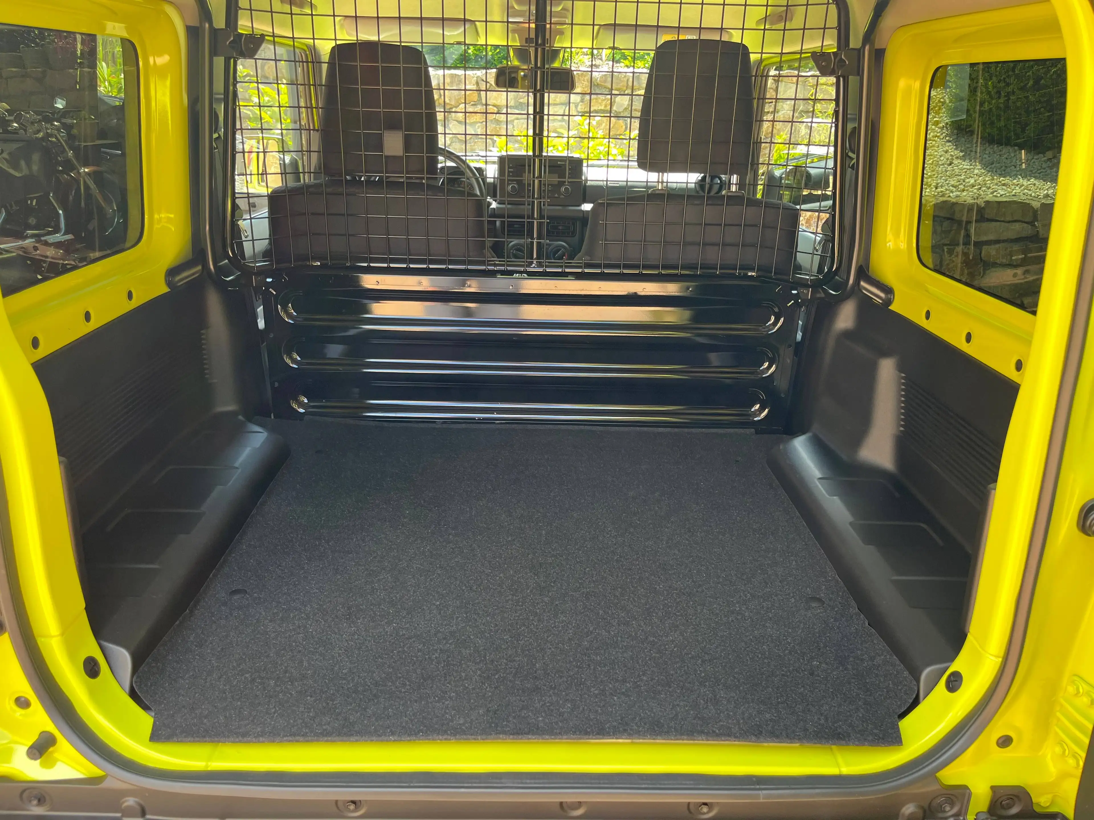 Suzuki Jimny Jimny 1.5. ALLGRIP NFZ Comfort SEHR GEPFLEGT 4x4 — photo 17