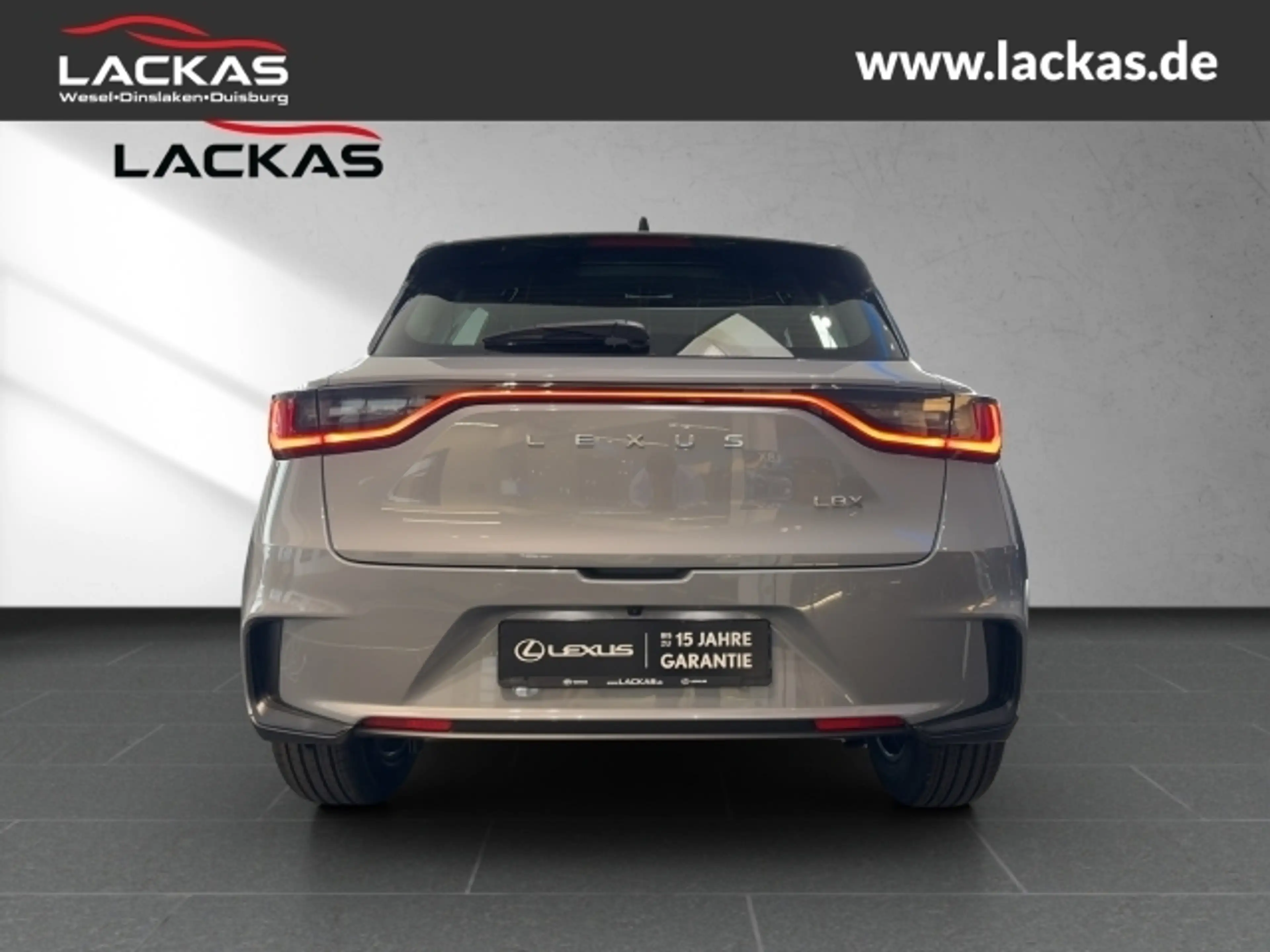 Lexus LBX Basis*1.5*KOMFORT-PAK.*SHZ 15J-GARANTIE — photo 7