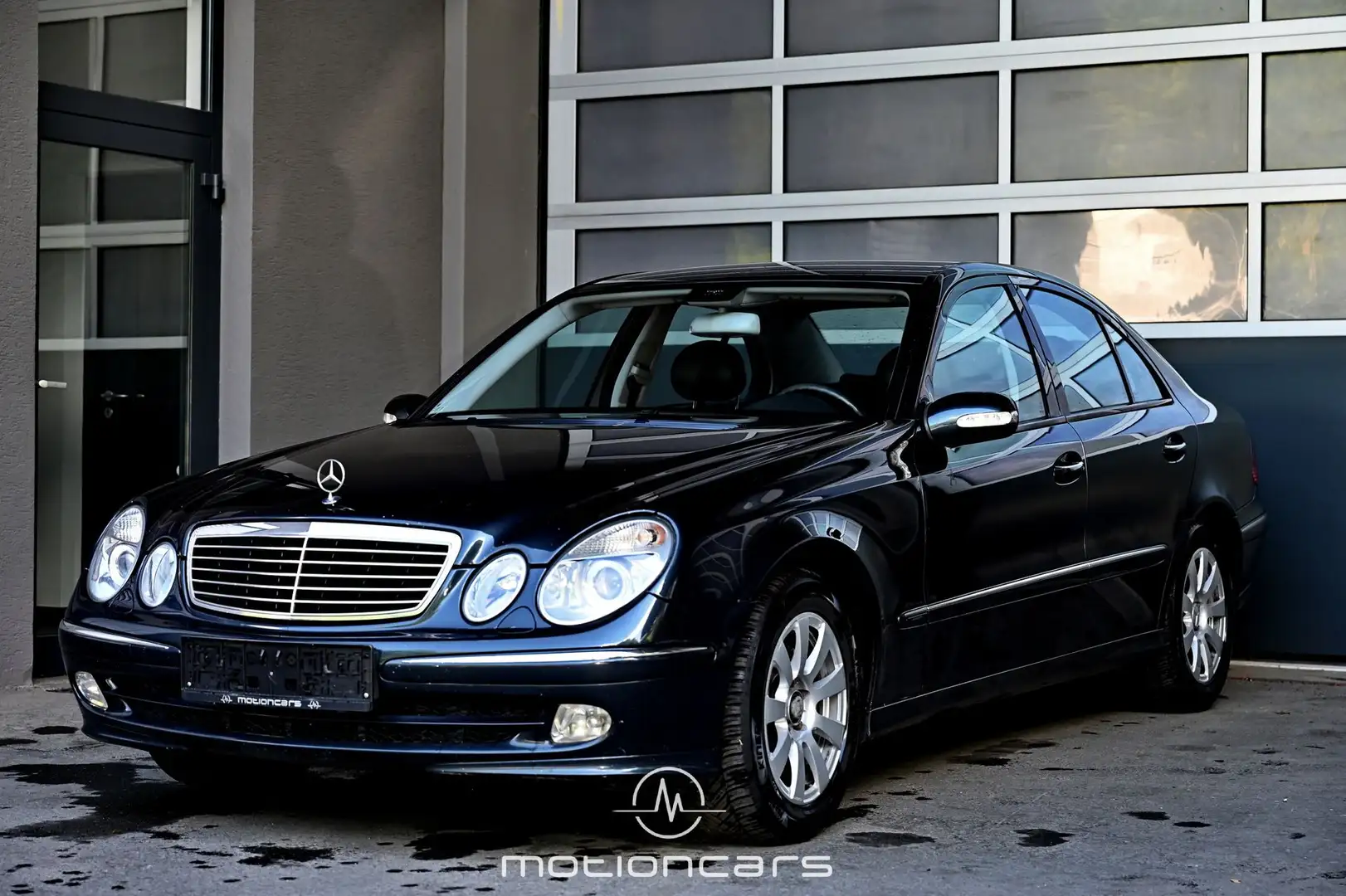 Mercedes-Benz E 270 CDI Pickerl NEU Blauw - 1