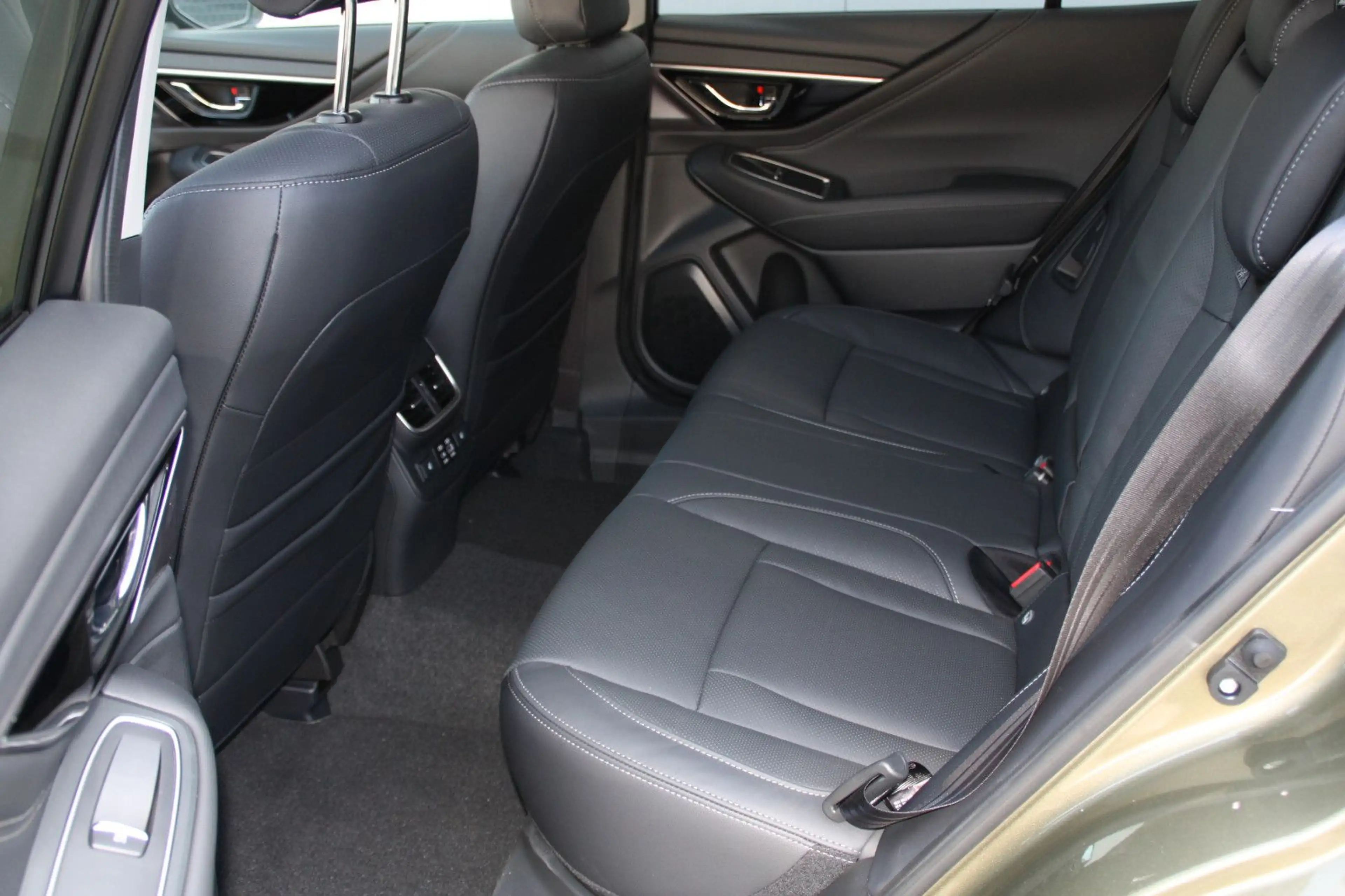 Subaru OUTBACK 2.5i Platinum AWD *Aktion* — photo 15