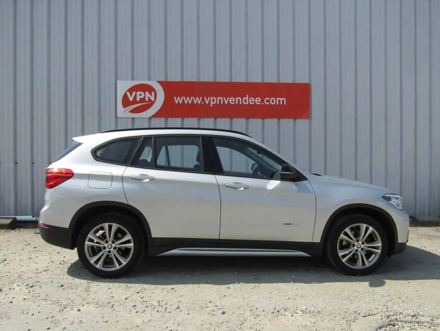 BMW X1 sDrive18d 150ch Sport - 2