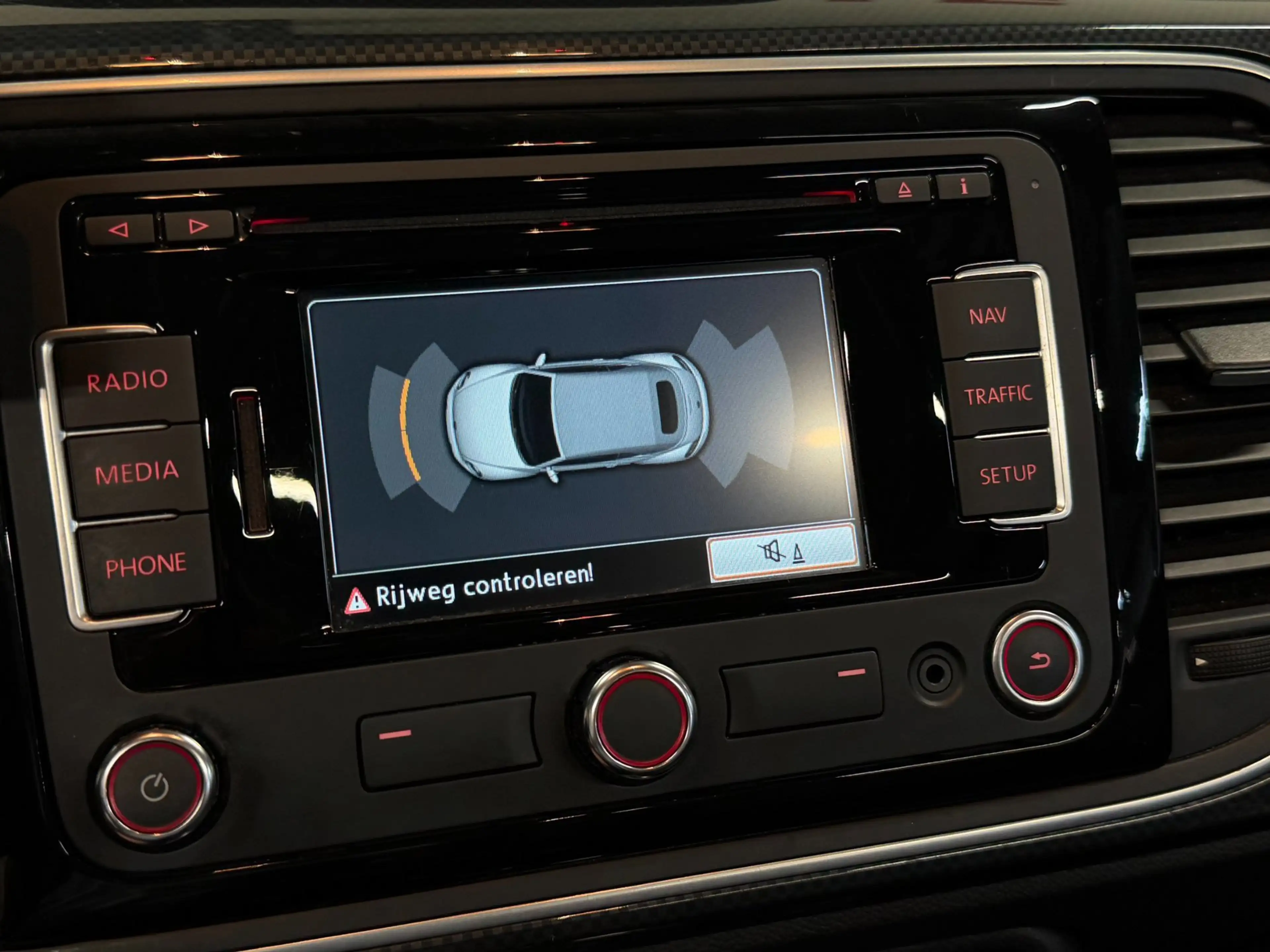 Volkswagen Beetle Cabriolet 1.4 TSI Sport|ZEER NETJES|FENDER AUDIO|L — photo 13