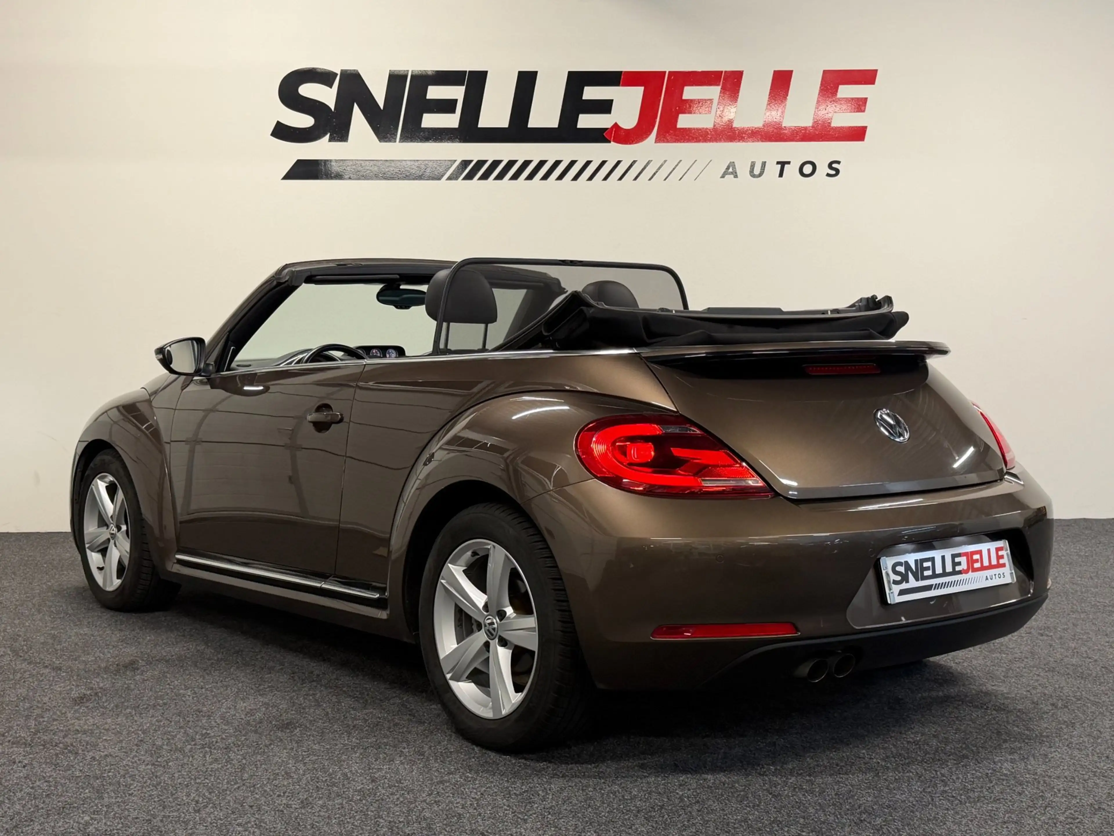 Volkswagen Beetle Cabriolet 1.4 TSI Sport|ZEER NETJES|FENDER AUDIO|L — photo 5