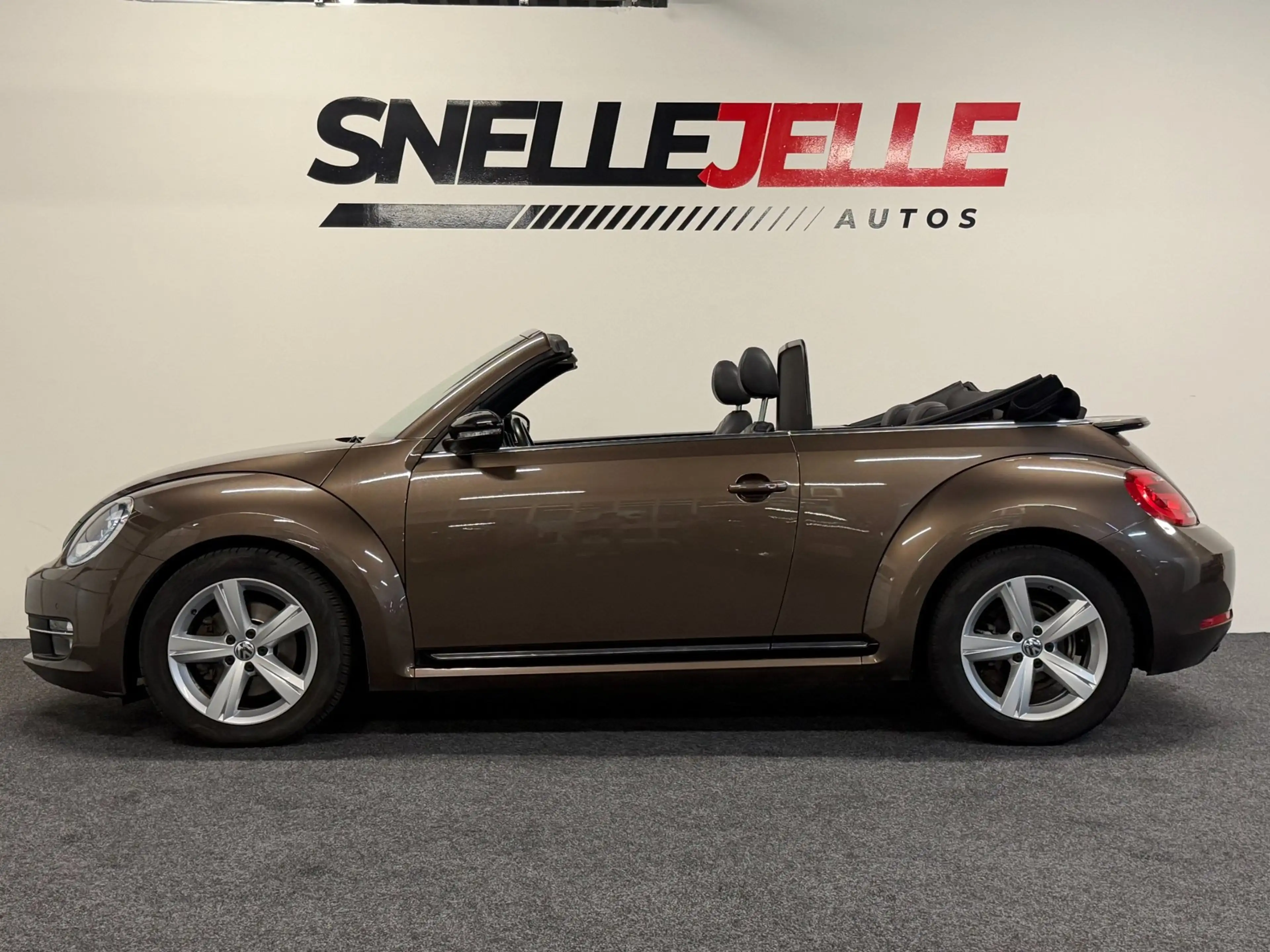 Volkswagen Beetle Cabriolet 1.4 TSI Sport|ZEER NETJES|FENDER AUDIO|L — photo 6