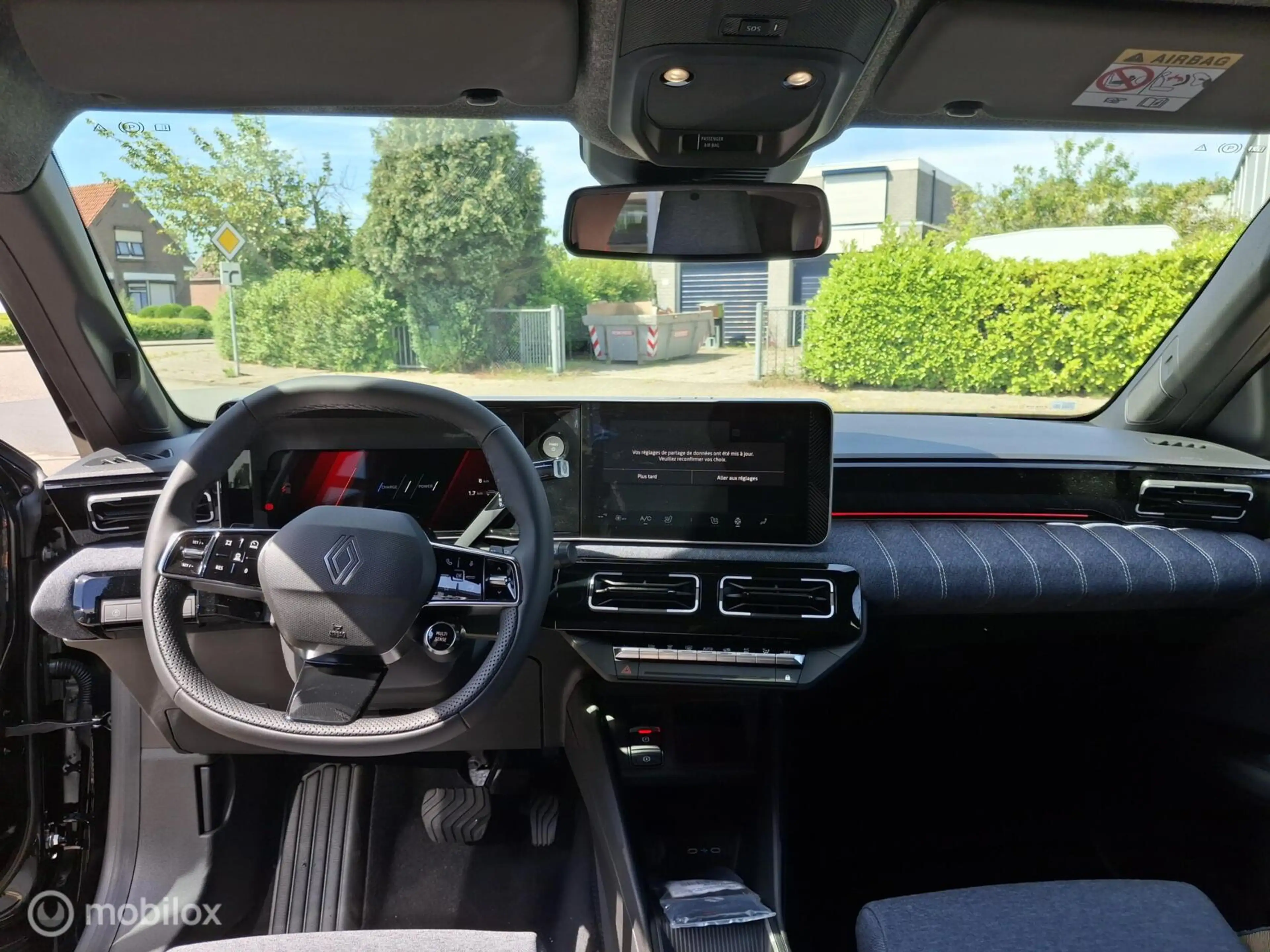 Renault R 5 comfort range techno 52 kWh — photo 8