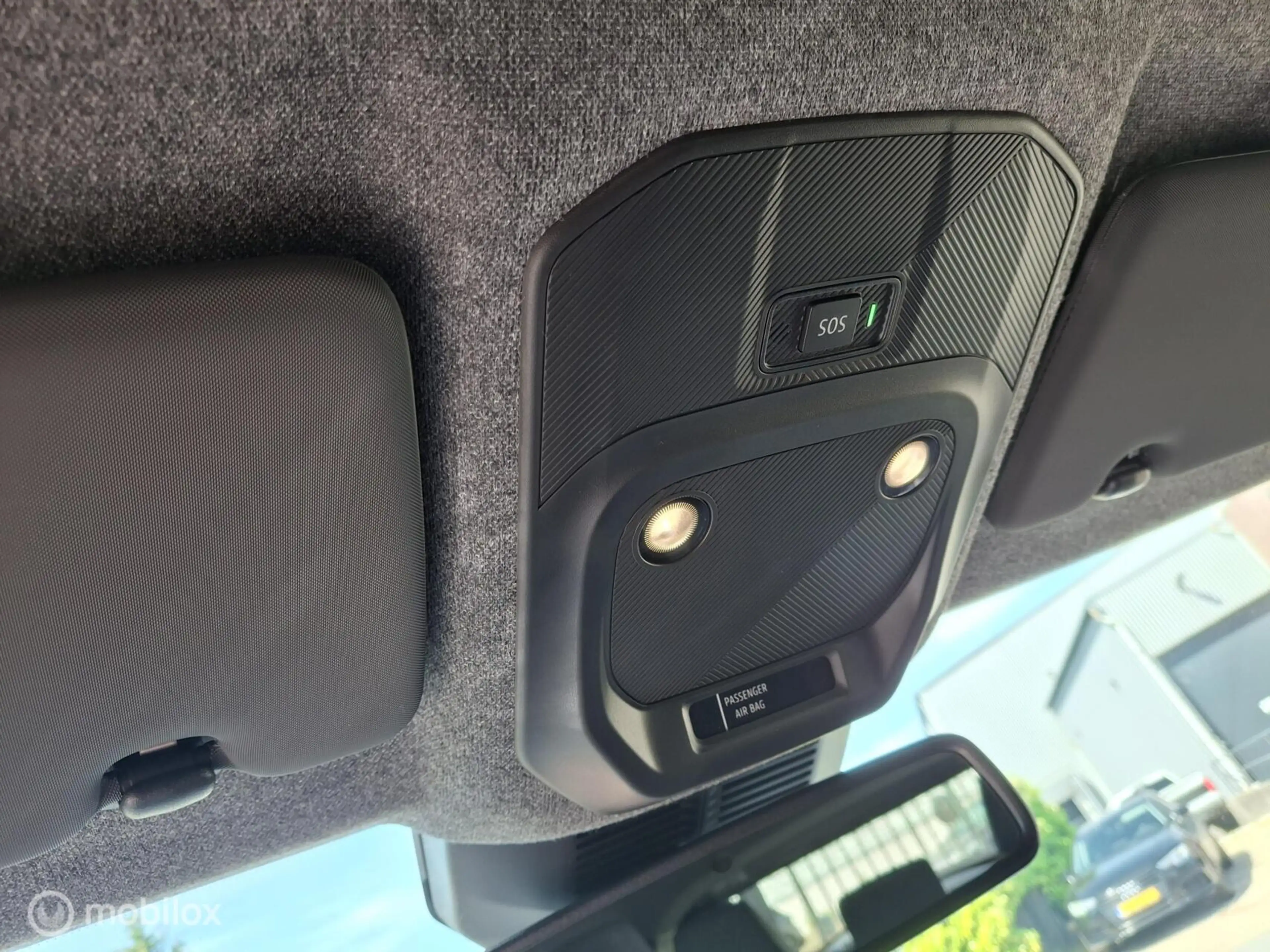 Renault R 5 comfort range techno 52 kWh — photo 12