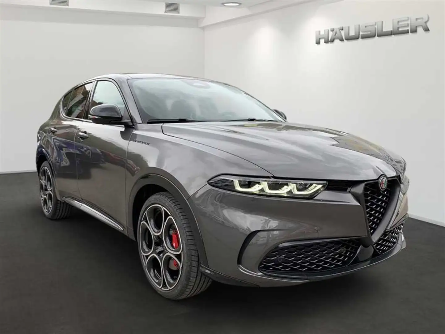Alfa Romeo Spider 1.5 VGT Hybrid Speciale LED PDC Kamera Navi Leder Grijs - 2