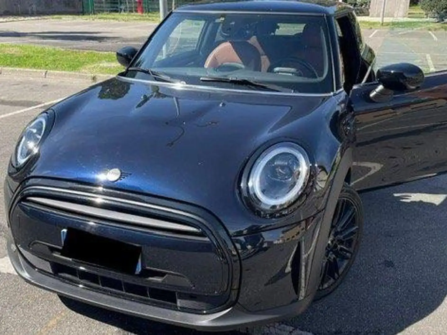 MINI Cooper Mini IV F56 3p 1.5 Classic Premium Plus Auto Noir - 1