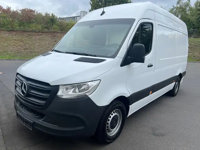Mercedes-Benz Sprinter 314 CDI RWD L2 H2 (907.633) 1 Hand
